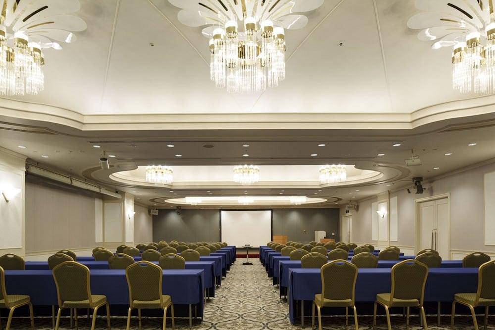 Mitsui Garden Hotel Chiba Exterior foto