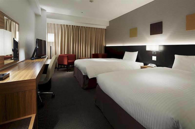 Mitsui Garden Hotel Chiba Exterior foto